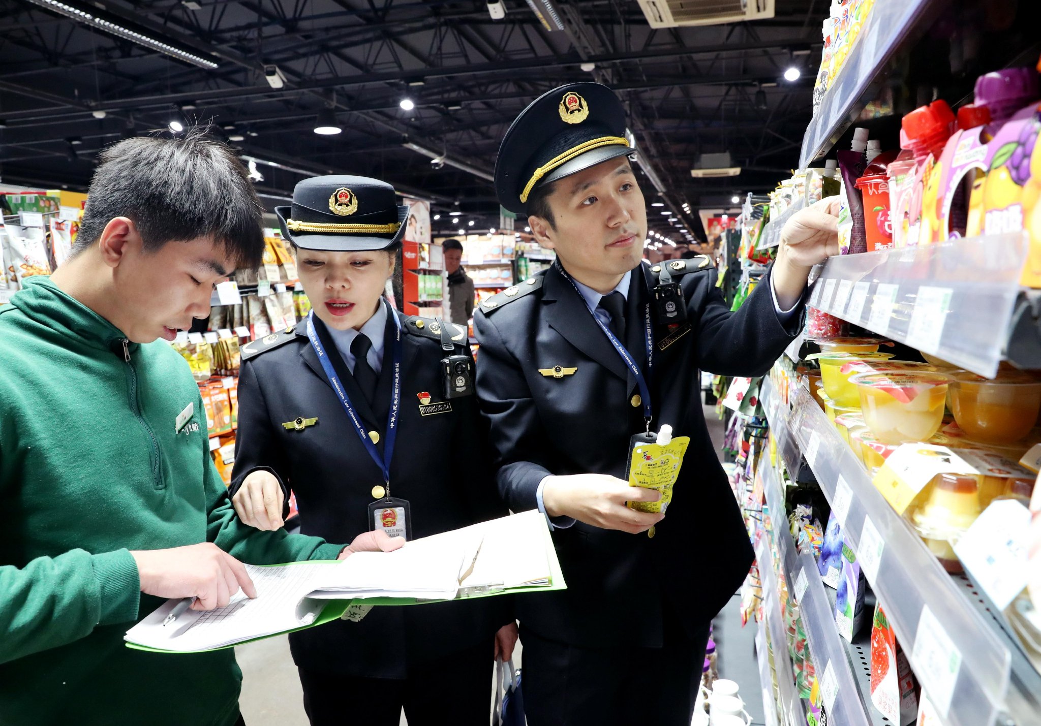 北京豐臺開展流通領域兒童食品安全監督檢查